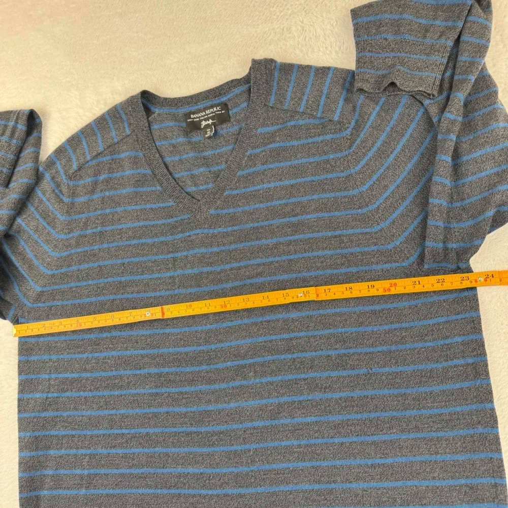 Banana Republic V-Neck Sweater Men XL Tall Gray Blue Striped Merino Wool Baruffa
